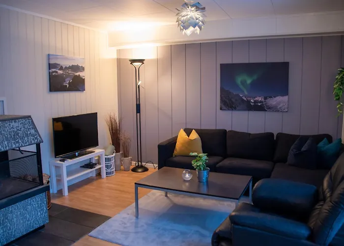 Senja, 2 Bedroom Apartment, Surrounded By The Northern Lights And The Midnight Sun Apartment