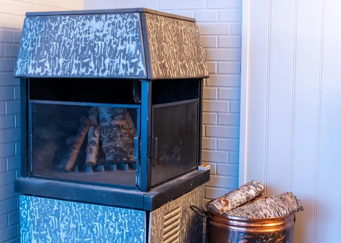 Apartment Senja, 2 Bedroom Apartment, Surrounded By The Northern Lights And The Midnight Sun